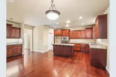 18233 SW Santoro Dr, Beaverton, OR 97007 - Photo 12