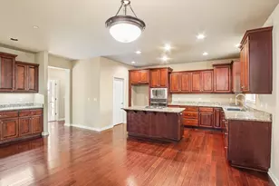 18233 SW Santoro Dr, Beaverton, OR 97007 - Photo 12