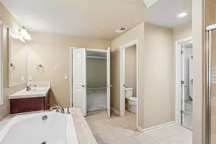18233 SW Santoro Dr, Beaverton, OR 97007 - Photo 28