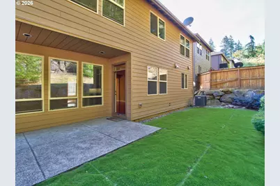 18233 SW Santoro Dr, Beaverton, OR 97007 - Photo 44