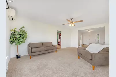 758 Florence Ave, Astoria, OR 97103 - Photo 10