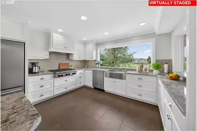 1330 Fisher Rd, Roseburg, OR 97471 - Photo 12