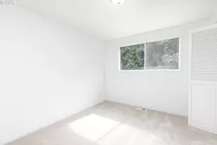 20445 Danny Ct, Oregon City, OR 97045 - Photo 16