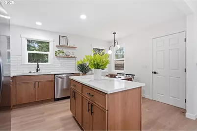 6837 SE 65th Ave, Portland, OR 97206 - Photo 10