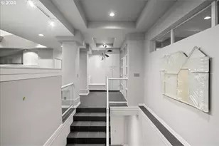 14400 Uplands Dr, Lake Oswego, OR 97034 - Photo 24