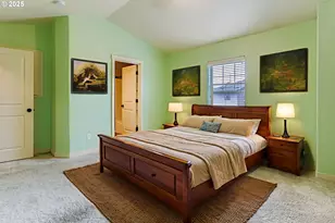 637 NE Garswood Ln, Hillsboro, OR 97006 - Photo 12