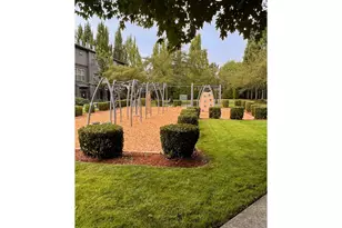 637 NE Garswood Ln, Hillsboro, OR 97006 - Photo 20