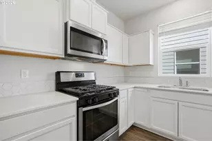 861 N 19th Ave, Cornelius, OR 97113 - Photo 10