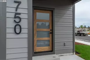 750 SE 34th St, Battle Ground, WA 98604 - Photo 4
