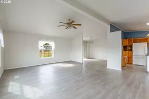 299 4th St, Maupin, OR 97037 - Photo 14