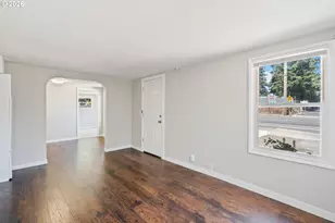 16122 NE Glisan St, Portland, OR 97230 - Photo 2