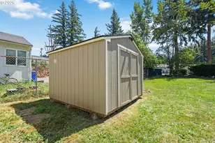 16122 NE Glisan St, Portland, OR 97230 - Photo 10