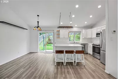 16610 SE Harold Ave, Milwaukie, OR 97267 - Photo 16