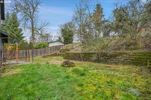 16610 SE Harold Ave, Milwaukie, OR 97267 - Photo 40