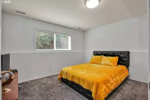 16610 SE Harold Ave, Milwaukie, OR 97267 - Photo 32
