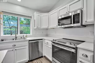 16610 SE Harold Ave, Milwaukie, OR 97267 - Photo 18
