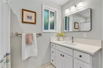 16573 Bonaire Ave, Lake Oswego, OR 97035 - Photo 18
