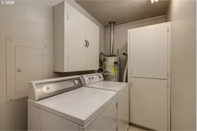 492 N Larch Ave, Stayton, OR 97383 - Photo 22