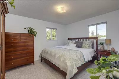 492 N Larch Ave, Stayton, OR 97383 - Photo 16