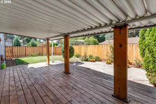 20025 SW Newcastle Dr, Beaverton, OR 97078 - Photo 28