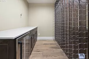 1048 NW Eloise Ln, Portland, OR 97229 - Photo 34
