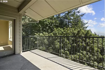1048 NW Eloise Ln, Portland, OR 97229 - Photo 18