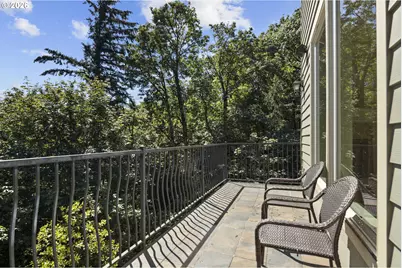 1048 NW Eloise Ln, Portland, OR 97229 - Photo 36