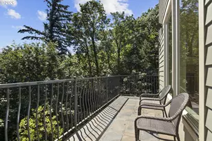 1048 NW Eloise Ln, Portland, OR 97229 - Photo 36