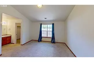 120 SE Edwards Ave, Winston, OR 97496 - Photo 8