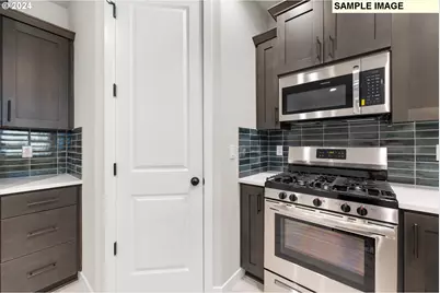 2719 S Heather St, Cornelius, OR 97113 - Photo 6