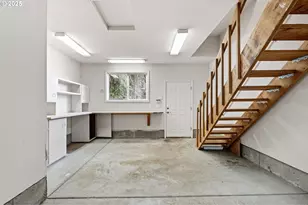 4053 Sabrena Ave, Eugene, OR 97404 - Photo 40