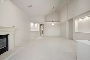 4053 Sabrena Ave, Eugene, OR 97404 - Photo 6