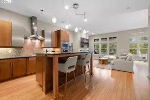 10089 SW Morrison St, Portland, OR 97210 - Photo 4