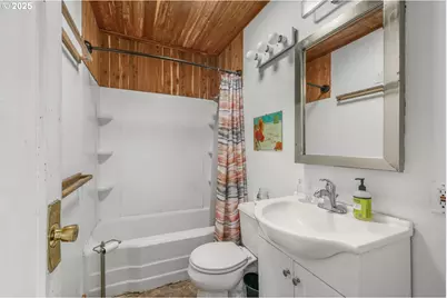 2735 Summer St SE, Salem, OR 97302 - Photo 8