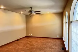 790 W Division Ave, Hermiston, OR 97838 - Photo 4