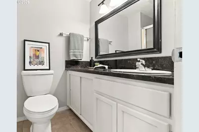 560 SE Vista Ter, Gresham, OR 97080 - Photo 14
