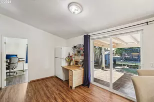 914 James St, Independence, OR 97351 - Photo 20