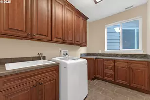 17833 Marylcreek Dr, Lake Oswego, OR 97034 - Photo 26