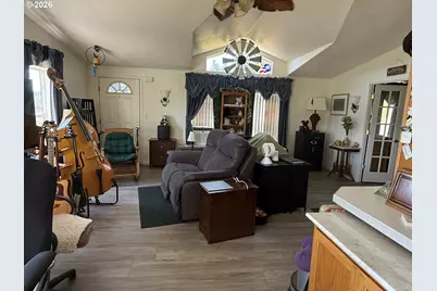 42255 Ames Creek Rd, Sweet Home, OR 97386 - Photo 22