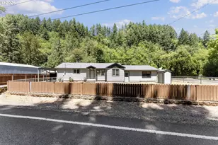 42705 N River Dr, Sweet Home, OR 97386 - Photo 20