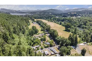 42705 N River Dr, Sweet Home, OR 97386 - Photo 30