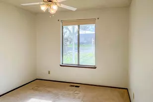 2020 Del Mar Dr, Roseburg, OR 97471 - Photo 8