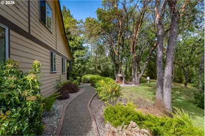 762 Southridge Way, Roseburg, OR 97470 - Photo 42