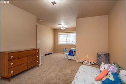 762 Southridge Way, Roseburg, OR 97470 - Photo 36