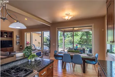 762 Southridge Way, Roseburg, OR 97470 - Photo 20