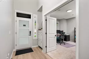 124 W 20th Wy, La Center, WA 98629 - Photo 4