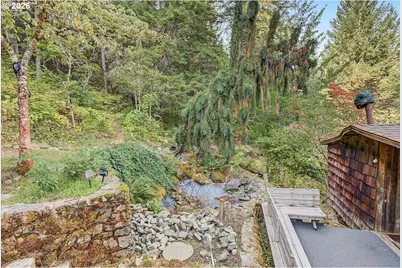 7007 Placer Rd, Wolf Creek, OR 97497 - Photo 8
