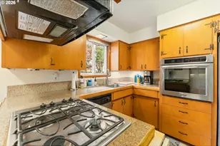 3431 NE 132nd Ave, Portland, OR 97230 - Photo 10