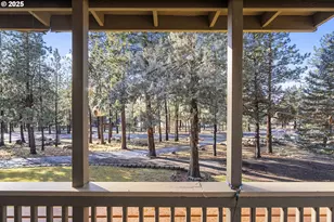 69944 Meadow View Rd, Sisters, OR 97759 - Photo 16