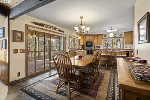 69944 Meadow View Rd, Sisters, OR 97759 - Photo 10